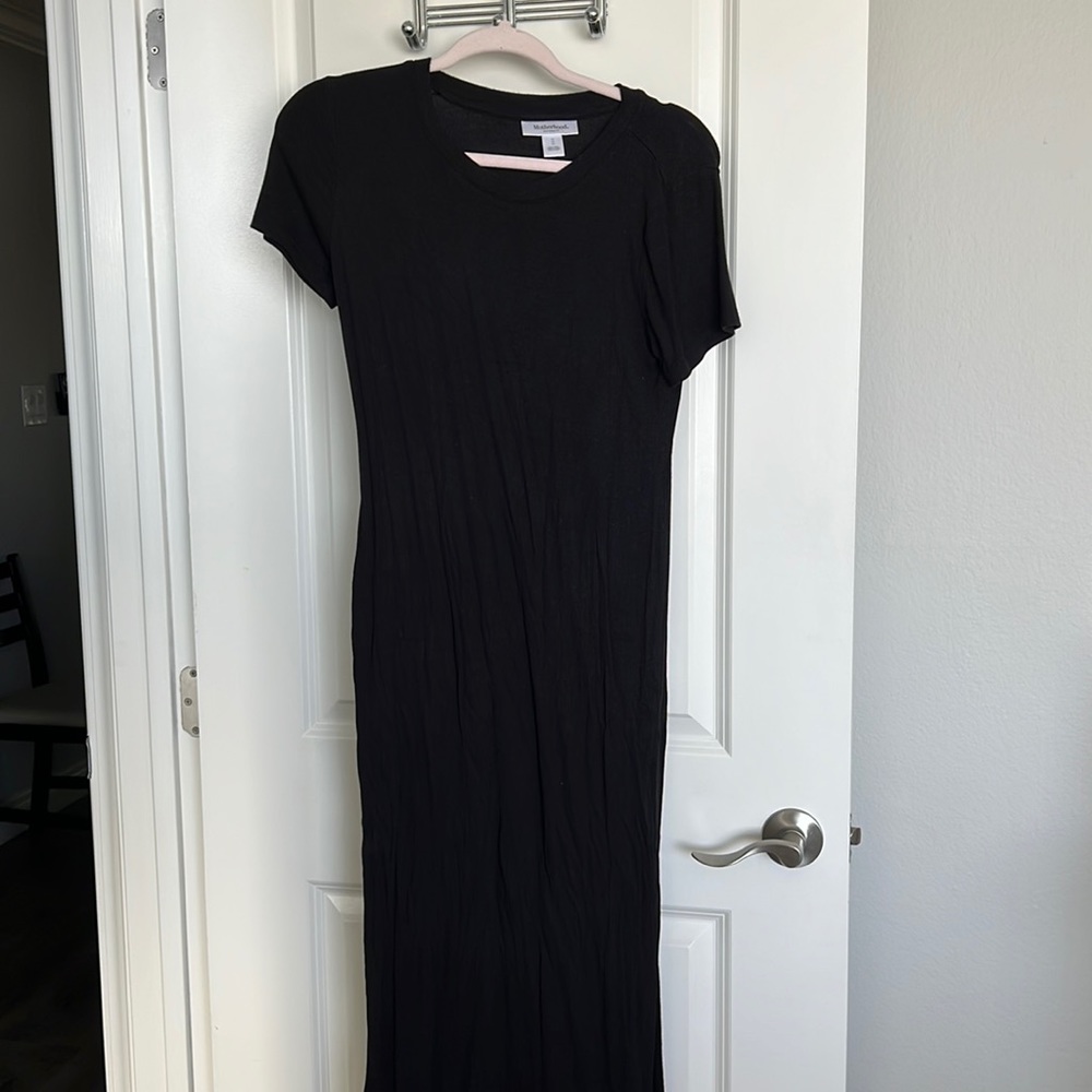 Motherhood Maternity Black ribbed dress